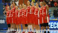 České basketbalistky mají za sebou první utkání na domácím evropském šampionátu v Hradci Králové.