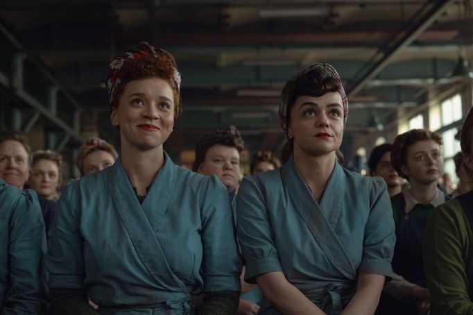 Erin Kellyman v roli Doris a Haley Squires jako Tilda.