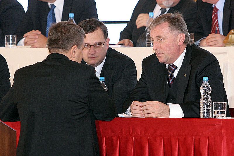 Volba prezidenta, druhý den, 1. volba