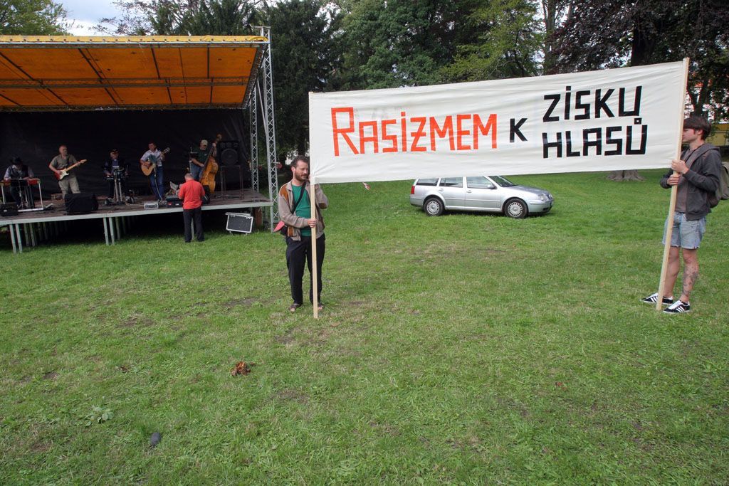 Starostové šluknovska demonstrují proti vládě