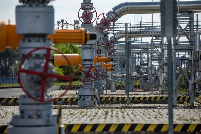 Zásobník zemního plynu společnosti RWE Gas Storage v Hájích u Příbrami