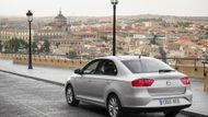 Seat Toledo. Objem kufru: 550 litrů. Cena od: 299 900 Kč.