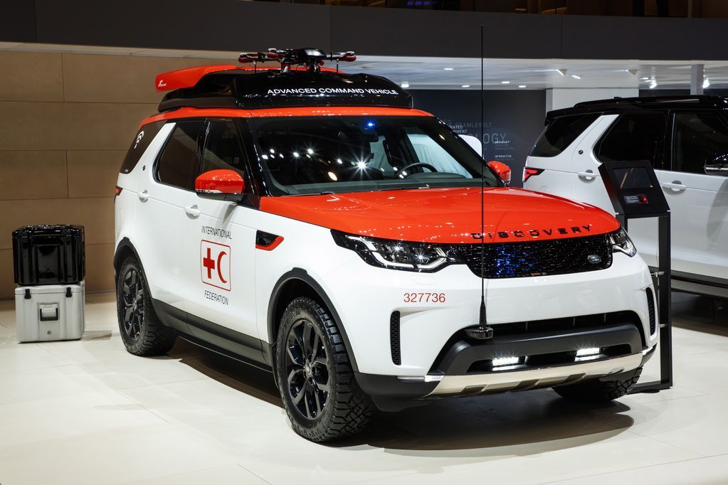 Land Rover Discovery Project Hero