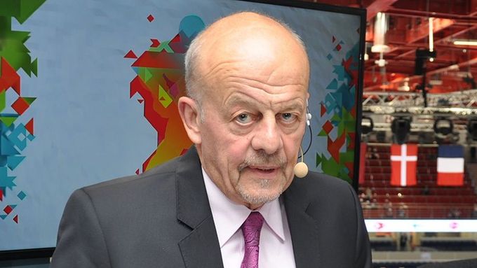 Bývalý hokejový trenér a televizní expert Marek Sýkora.