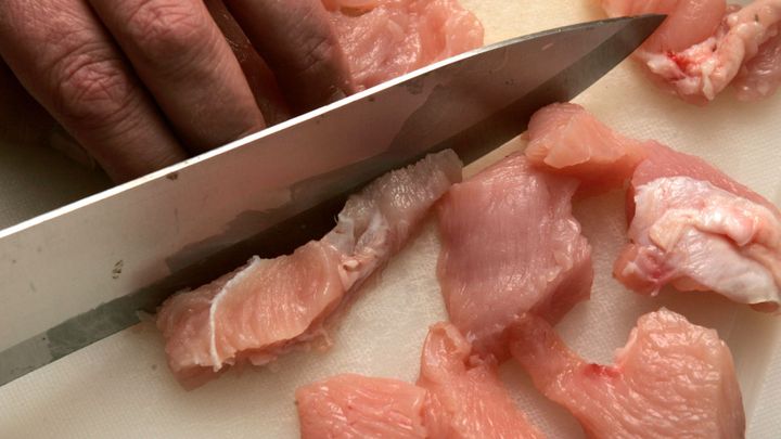 Veterináři v srpnu zjistili 1885 kilo masa se salmonelou z Polska. Půl tuny se snědlo