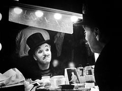 Charlie Chaplin ve filmu Světla ramp.