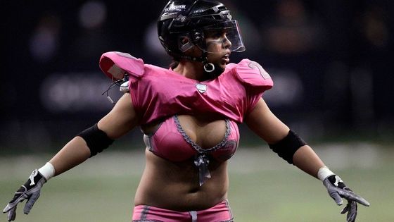 FOTO Americká atrakce. Fotbal ve spodním prádle