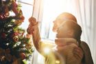Kde se vzal stromeček, proč se peče vánočka a jí kapr: Jaký je původ vánočních zvyků
