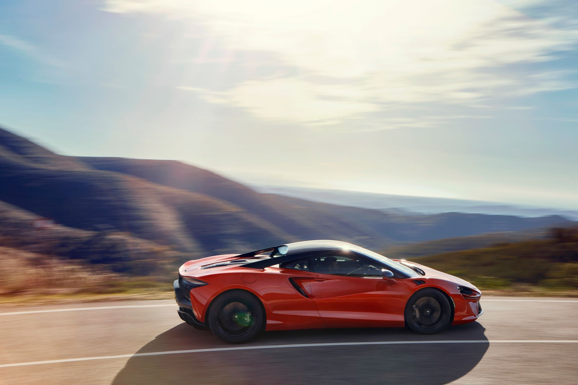 McLaren Artura nový supersport plug-in hybrid