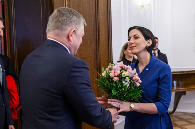 Nový slovenský premiér Robert Fico a předsedkyně české sněmovny Markéta Pekarová Adamová (TOP 09)