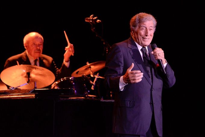 Tony Bennett.