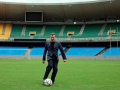 I na zábavu zbyl čas: Dmitrij Medveděv na jednom z největších stadionů na světě, Maracaná v Rio de Janeiru
