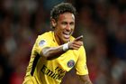Video: Neymar se při debutu zaskvěl gólem a asistencí, chválili ho i spoluhráči