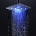 Svítící hlavová sprcha s LED diodami