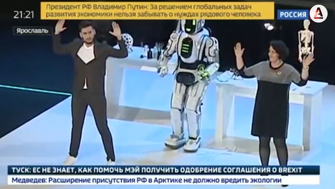 Záznam z tance domnělého robota Borise.