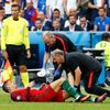 Euro 2016, finále Francie-Portugalsko: ošetřovaný Cristiano Ronaldo