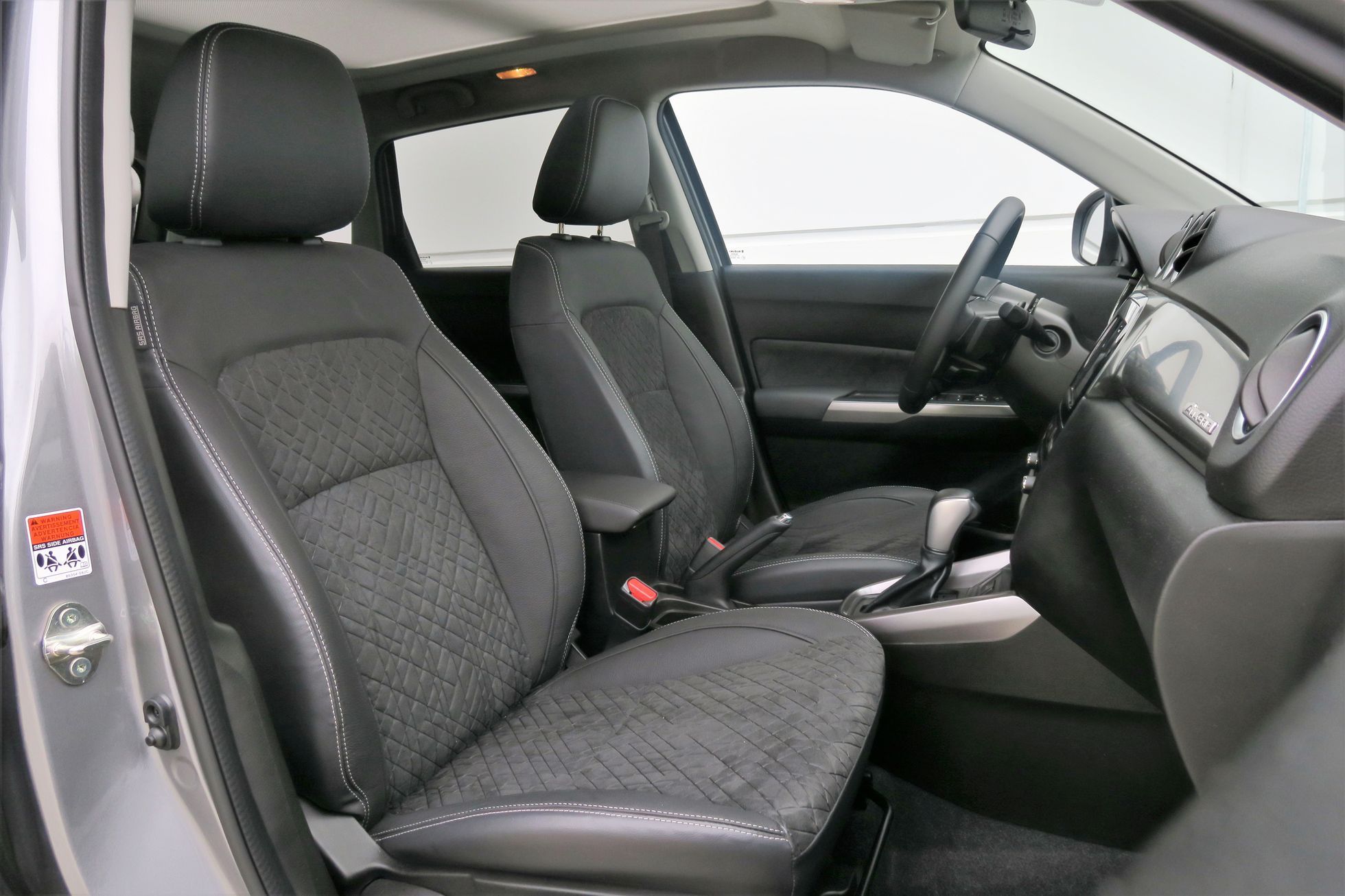 Suzuki Vitara 1.4 Boosterjet mHEV Automat