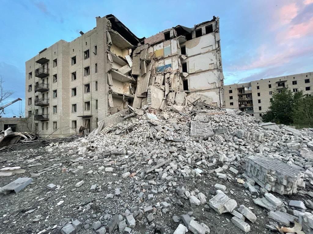 Ukrajina zasažený obytný dům