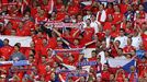 Stade de Geneve si před zahájením utkání vyslechla téměř sborově zazpívanou hymnu České republiky.