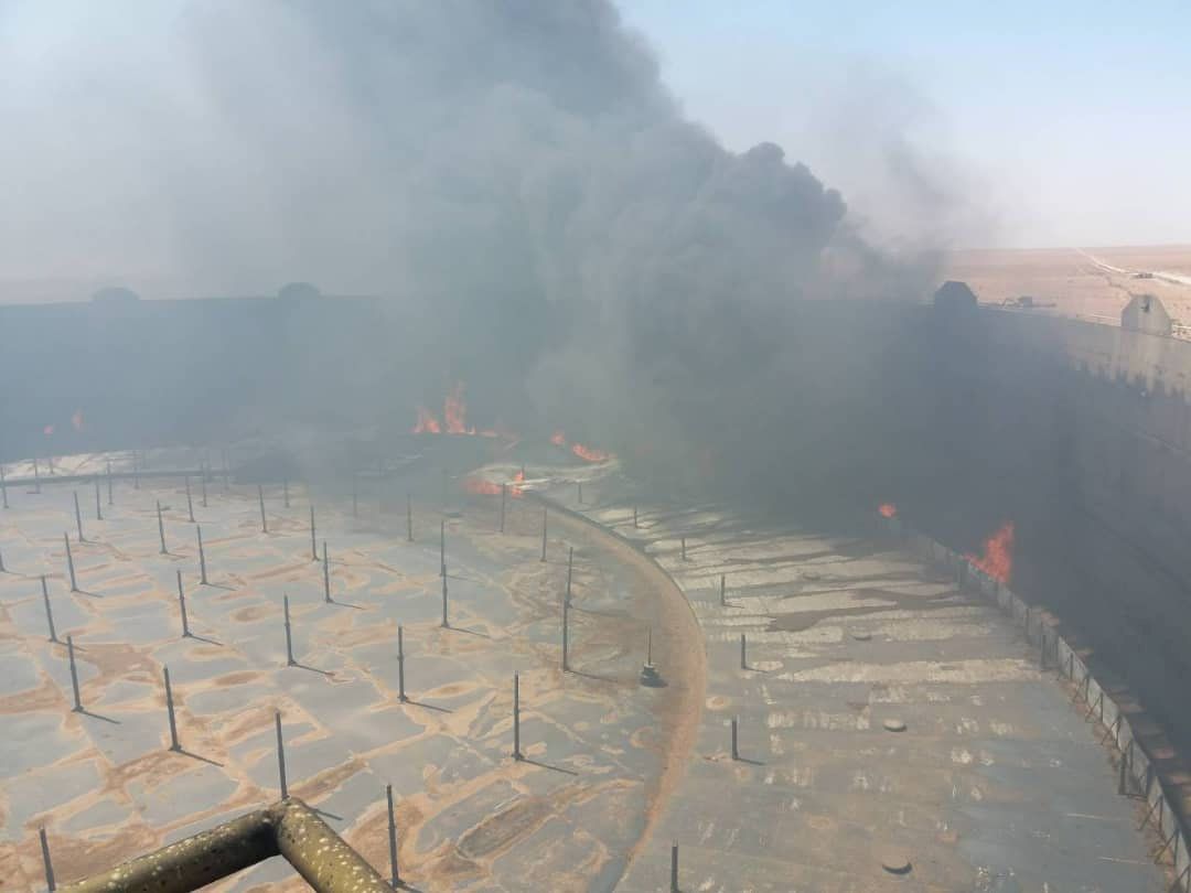 Požár ropného terminálu v Libyi