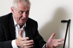 Ex-PM Milos Zeman announces his presidential bid