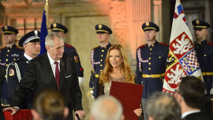 Procházková členkou Rady ÚSTR nebude, Senát ji opět odmítl