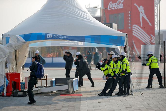 Zákulisí zimní olympiády v jihokorejském Pchjongčchangu 2018 očima fotografů Reuters.