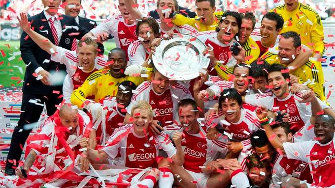 Tady byla ještě trofej pro vítěze holandské ligy v bezpečí.