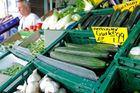 Farmáře drtí strach z E. coli, Brusel pošle miliardy