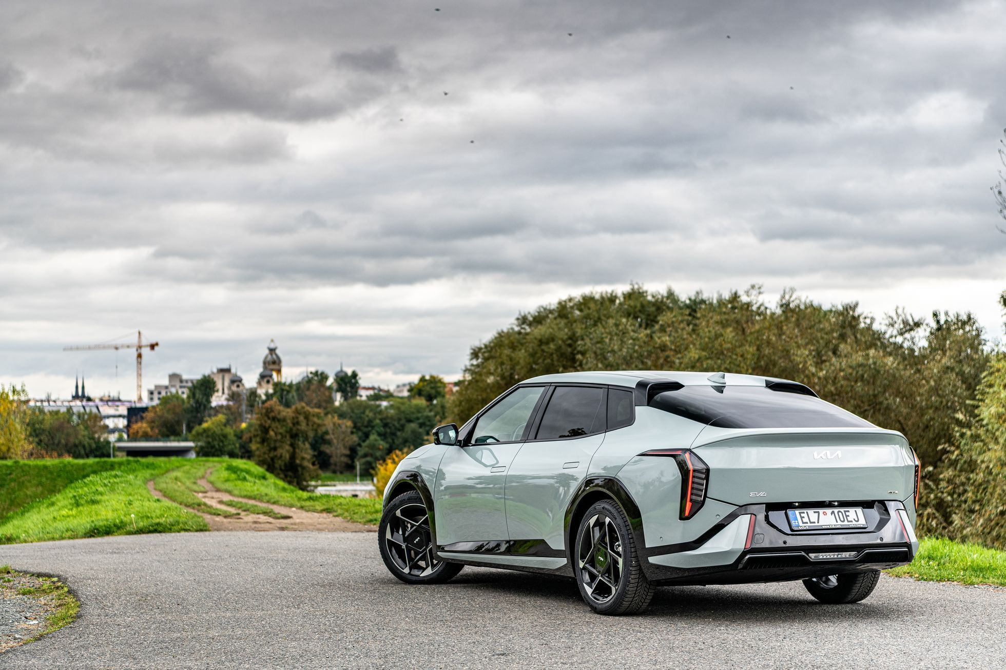 Kia EV4