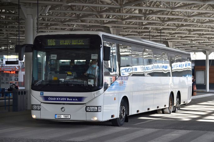 Ústřední autobusové nádraží Zvonařka v Brně zahájilo 1. února 2021 po kompletní rekonstrukci plný provoz.