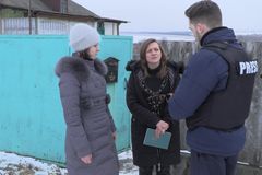 Rusové odsud odešli a nastalo peklo. Reportáž ze zničeného ukrajinského města