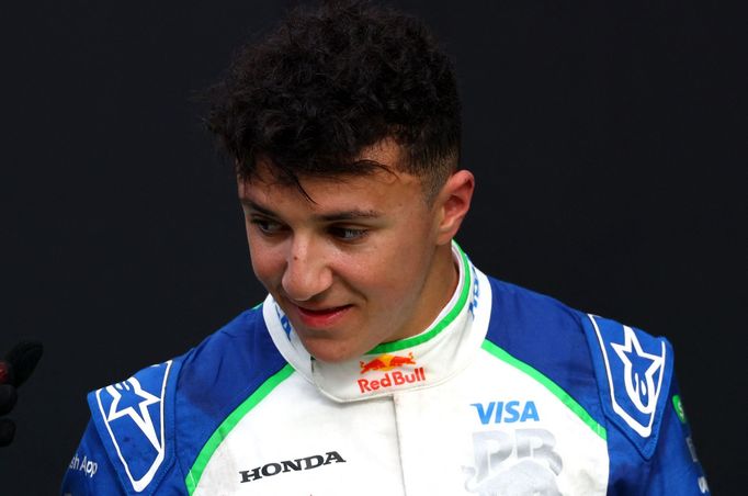 Isack Hadjar, Racing Bulls slaví třetí místo ve VC Nizozemska F1 2025