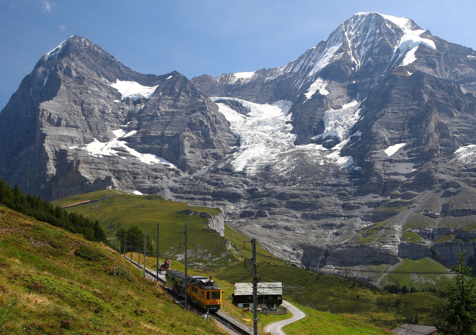 Fotogalerie / Dramatický úbytek ledovců ve Švýcarsku / Reuters