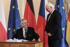 Z Německa: Zeman našel nové přátele, rozdával úsměvy i zákazy pro novináře