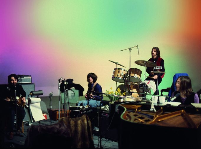 Paul McCartney, George Harrison, Ringo Starr a John Lennon.