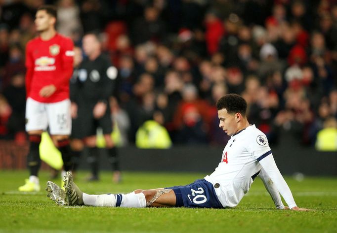 Soccer Football - Premier League - Manchester United v Tottenham Hotspur - Old Trafford, Manchester, Britain - December 4, 2019  Tottenham Hotspur's Dele Alli looks dejec