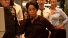 Angela Basset v roli americké prezidentky ve filmu Mission: Impossible - Poslední zúčtování.