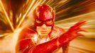 Ezra Miller jako The Flash.