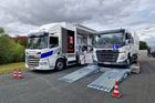 Inspekce silniční dopravy (INSID) začne od listopadu používat dvě mobilní STK.