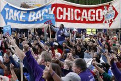 Protest z Wall Streetu se šíří Amerikou, policie zatýká