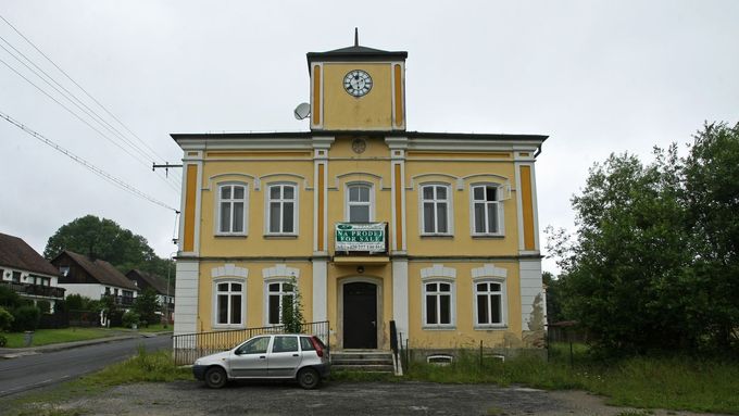 Bývalá radnice obce Prameny, 2014