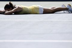 Benešová na US Open dohrála, Jankovičová prožila drama