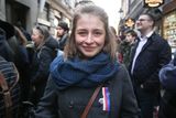 "Podporuji ji proto, že si myslím, že demokracie v naší zemi je ohrožená a je důležité vyjádřit svůj názor." Alžběta Váňová, studentka DAMU.
