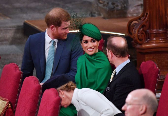 Harry a Meghan na poslední akci jako aktivní členové královské rodiny, mše za Commonwealth ve Westminster Abbey.