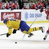 České hokejové hry Česko - Švédsko (Petr Koukal, Johan Larsson)