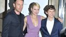 Ewan McGregor (vlevo), Naomi Watts a Tom Holland pózují fotografům při uvedení dramatu "The Impossible".