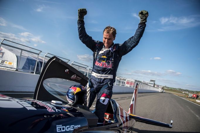 Martin Šonka na závodě Red Bull Air Race v Kazani 2018