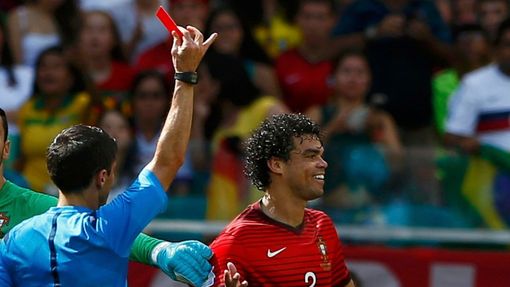 MS 2014, Německo-Portugalsko: Pepe dostává červenou kartu