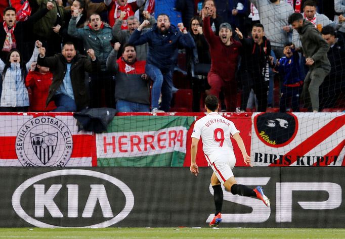 fotbal, Evropská liga 2018/2019, FC Sevilla - Slavia Praha, Wissam Ben Yeder slaví první gól